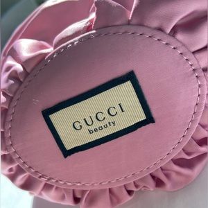 Brand new Gucci Beauty pouch in pale pink